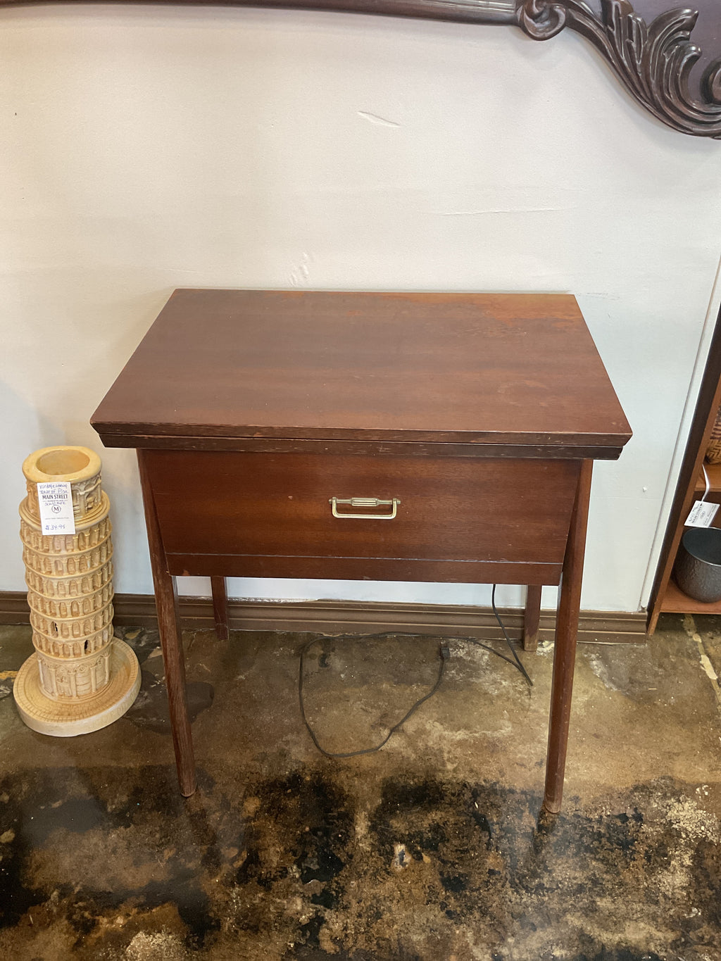 Sewing Machine with Cabinet
