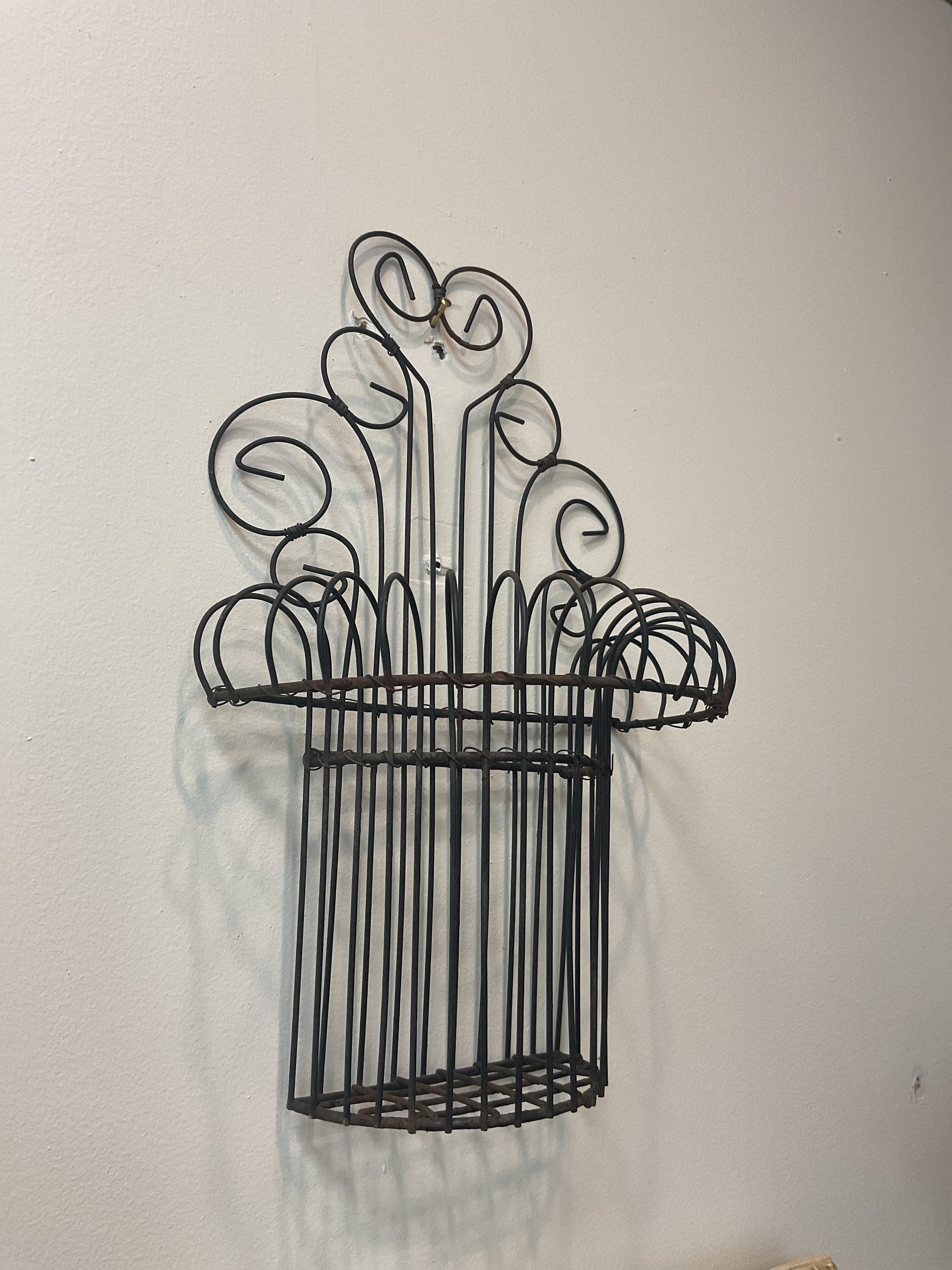 Vintage Wrought Iron Wall Basket Scroll Metal Hanging Planter Farmhouse Decor