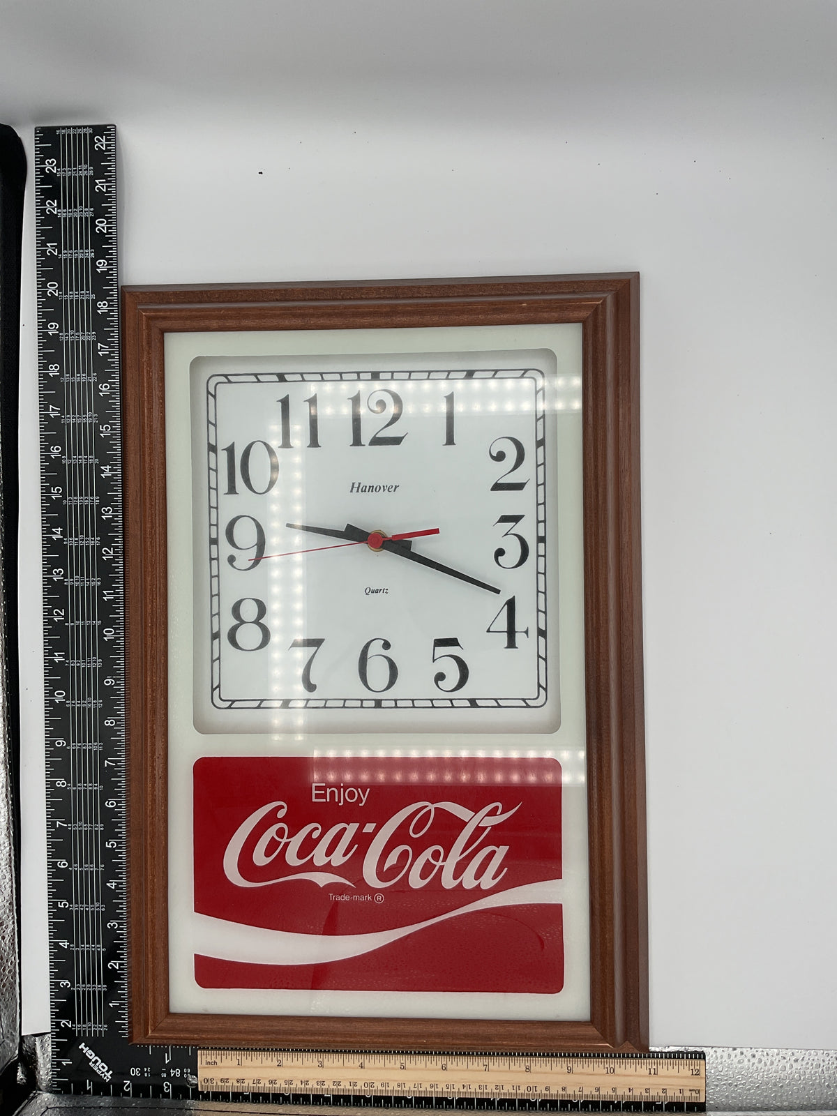 Vintage Coca-Cola Hanover Quartz Clock