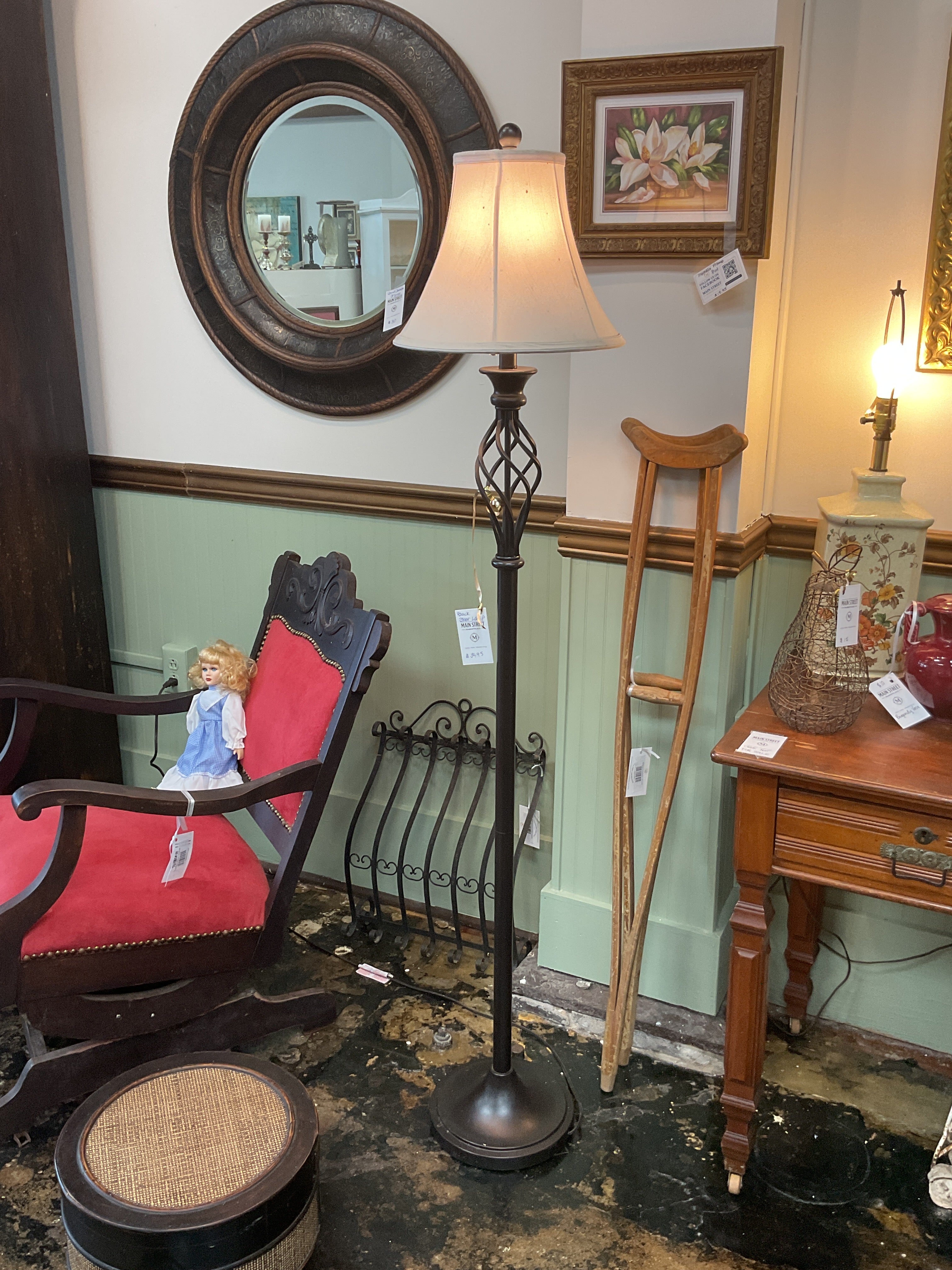 Black Floor Lamp