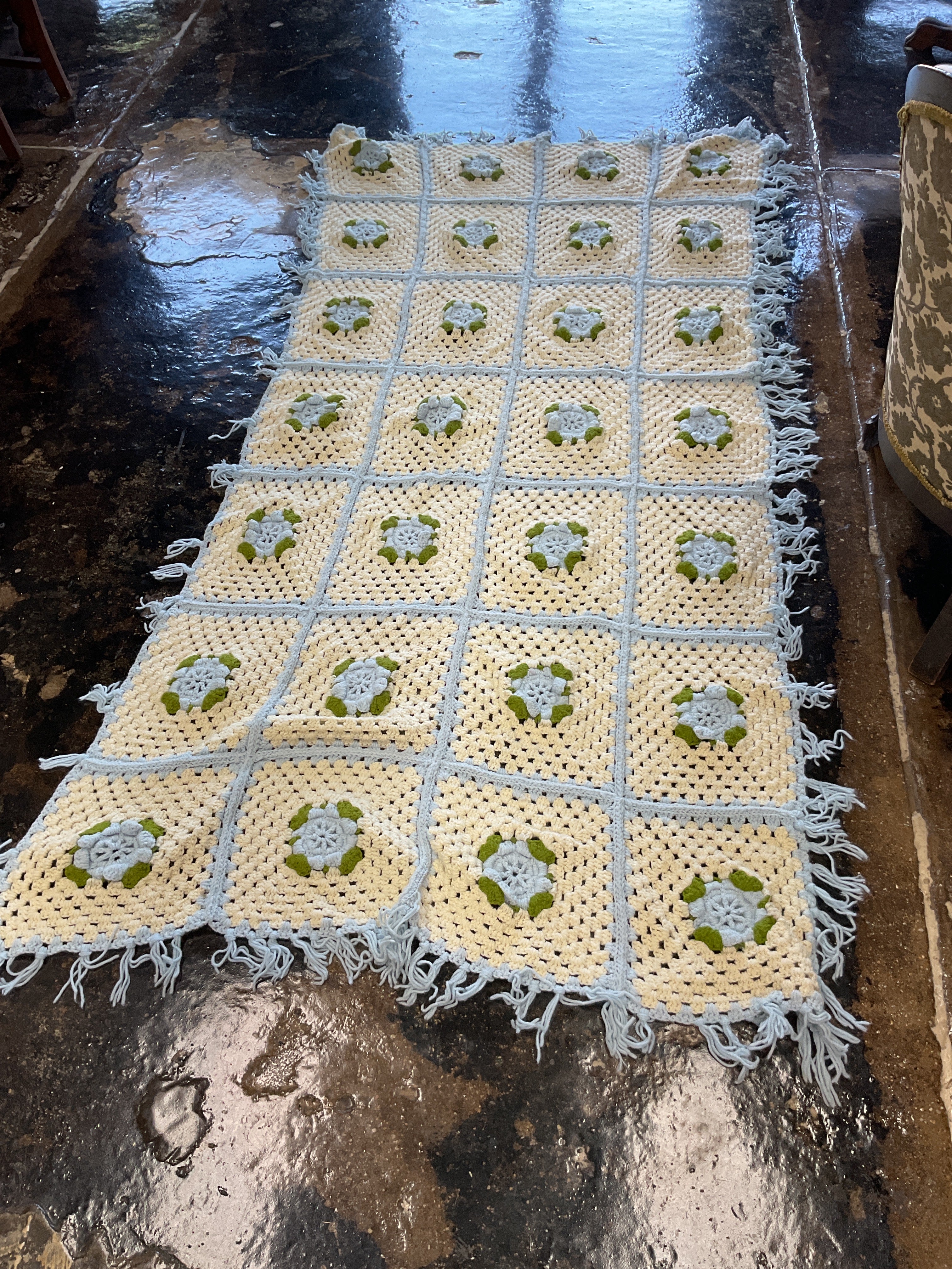 Vintage Handmade Crochet Granny Square Afghan Throw 3D Floral Cream Blue w/Green