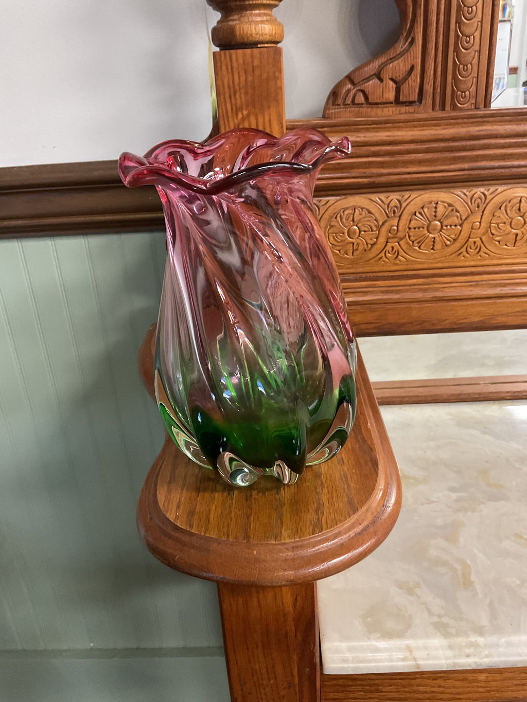 Vintage Hand Blown Art Glass Vase Pink Green Swirl Ruffled Rim Heavy 7 Inch