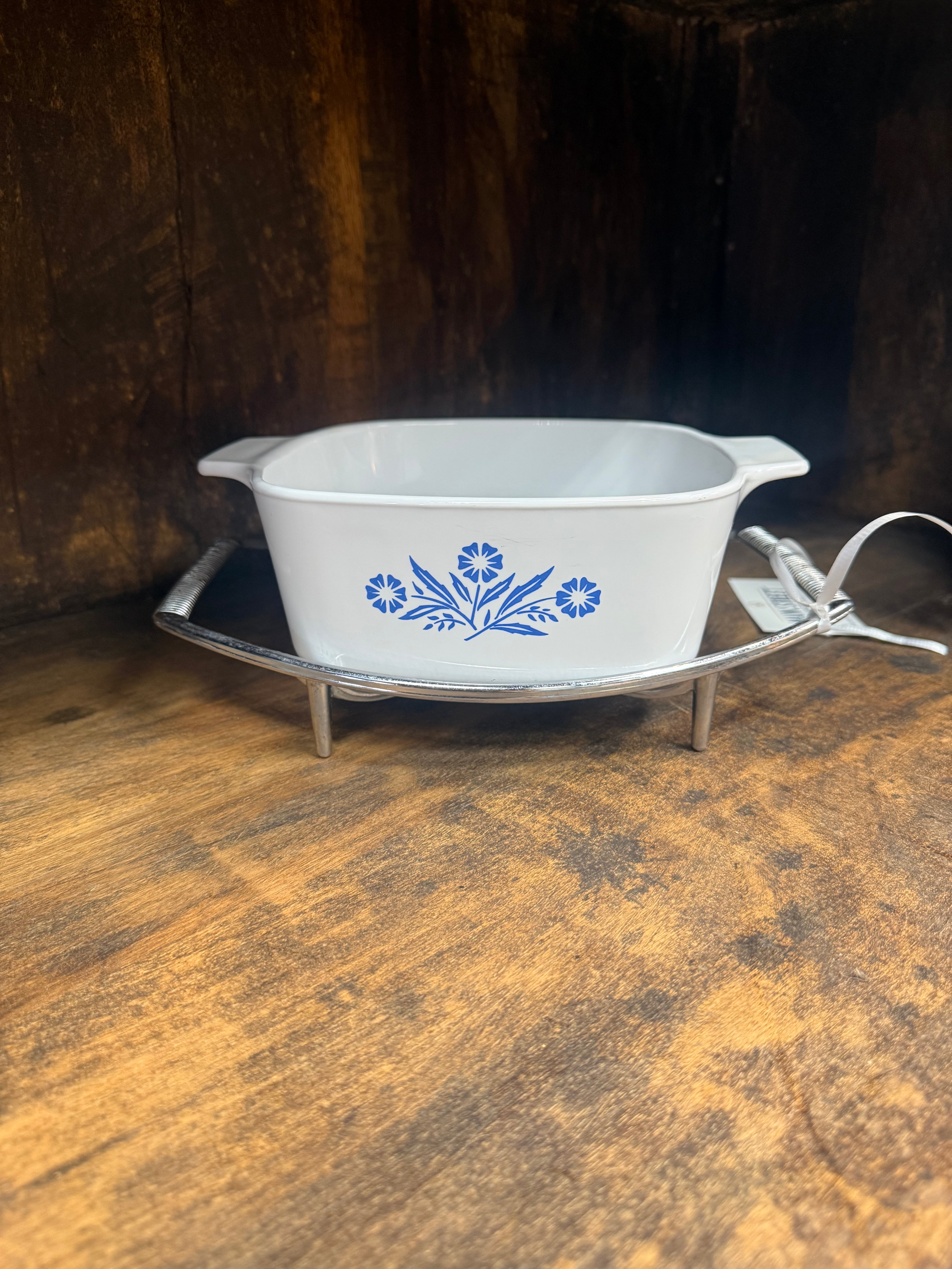 Vintage Corning Ware A-1½-B 1.5 Qt Cornflower w/P-11-M Cradle No Lid USA